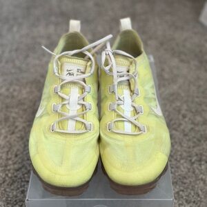 Nike Air VaporMax SE
Luminous Green | size 7.5